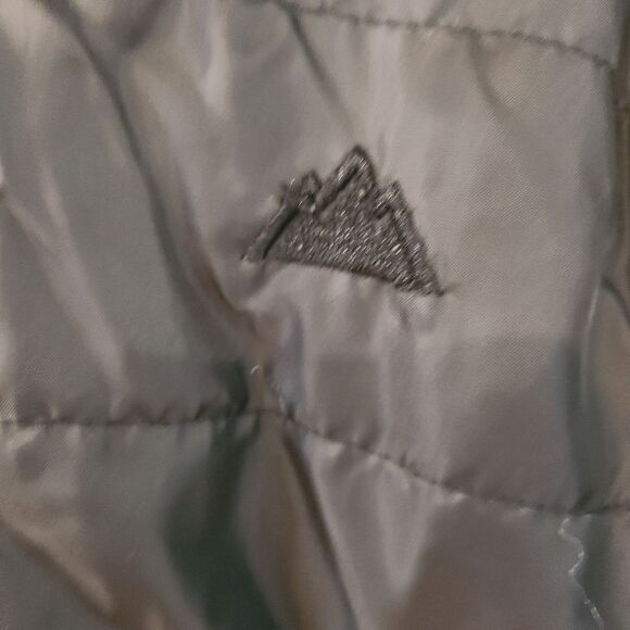 Snozu Jacket - Picture 2 of 6